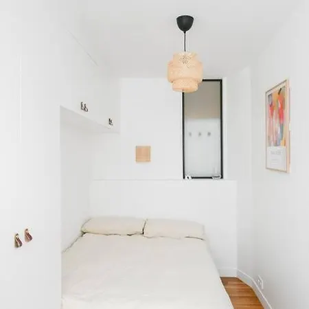 Apartment We Parisian The Marais Cozy Paris